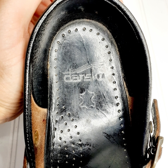 Dansko Marcelle Women's Brown Leather Clogs - Picture 16 of 16